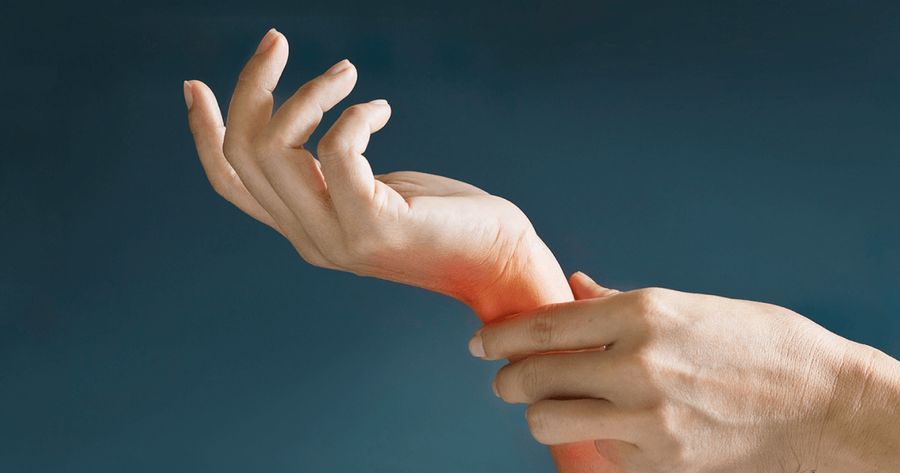 Gicht im Handgelenk: Schmerzen, Symptome, was zu tun ist, Hausmittel Gicht im Handgelenk: Schmerzen, Symptome, was zu tun ist, Hausmittel